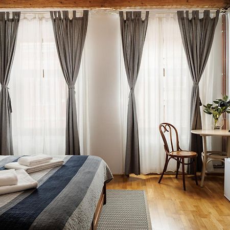 Wood House Republicii Hotel Brasov Luaran gambar