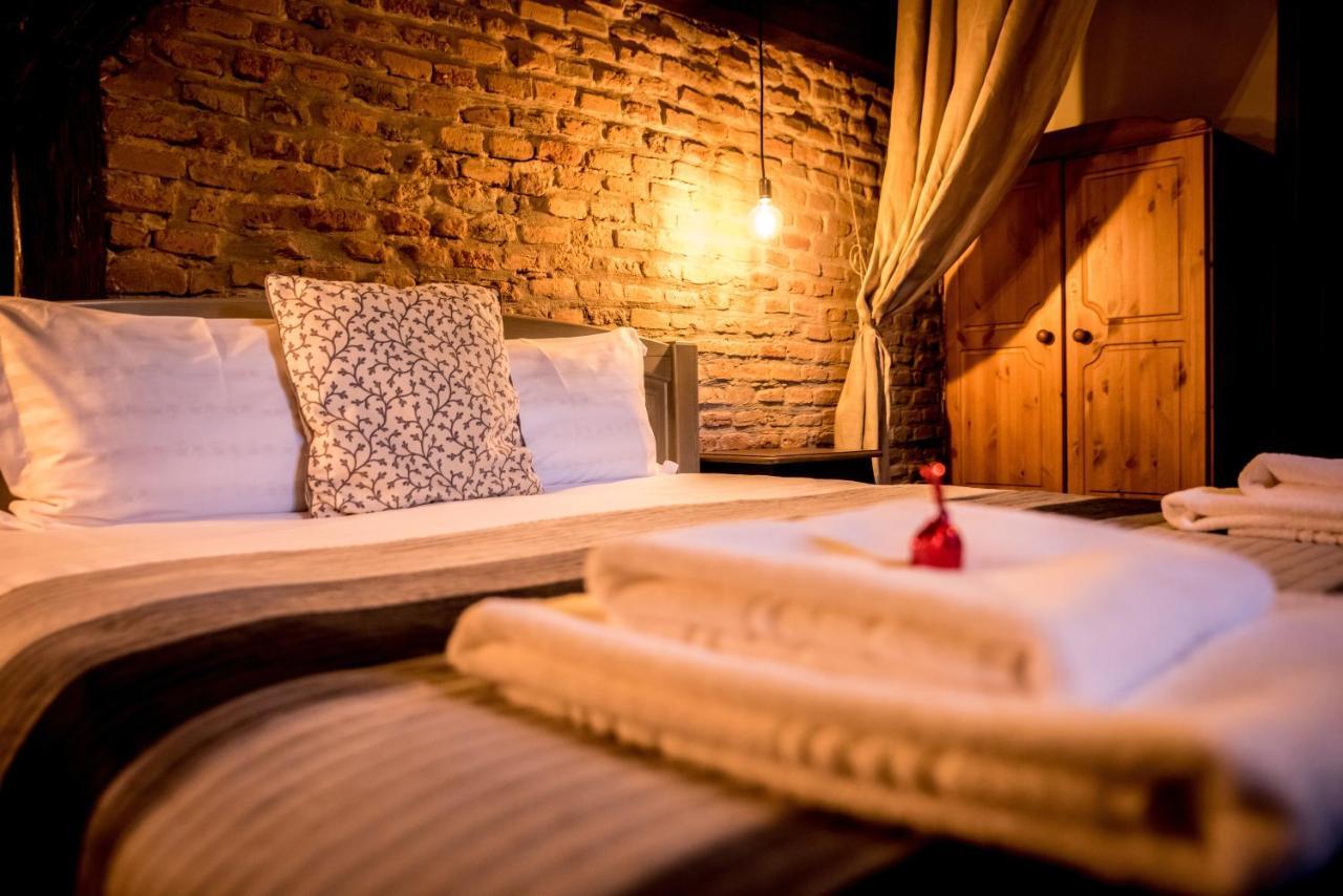 Wood House Republicii Hotel Brasov Luaran gambar