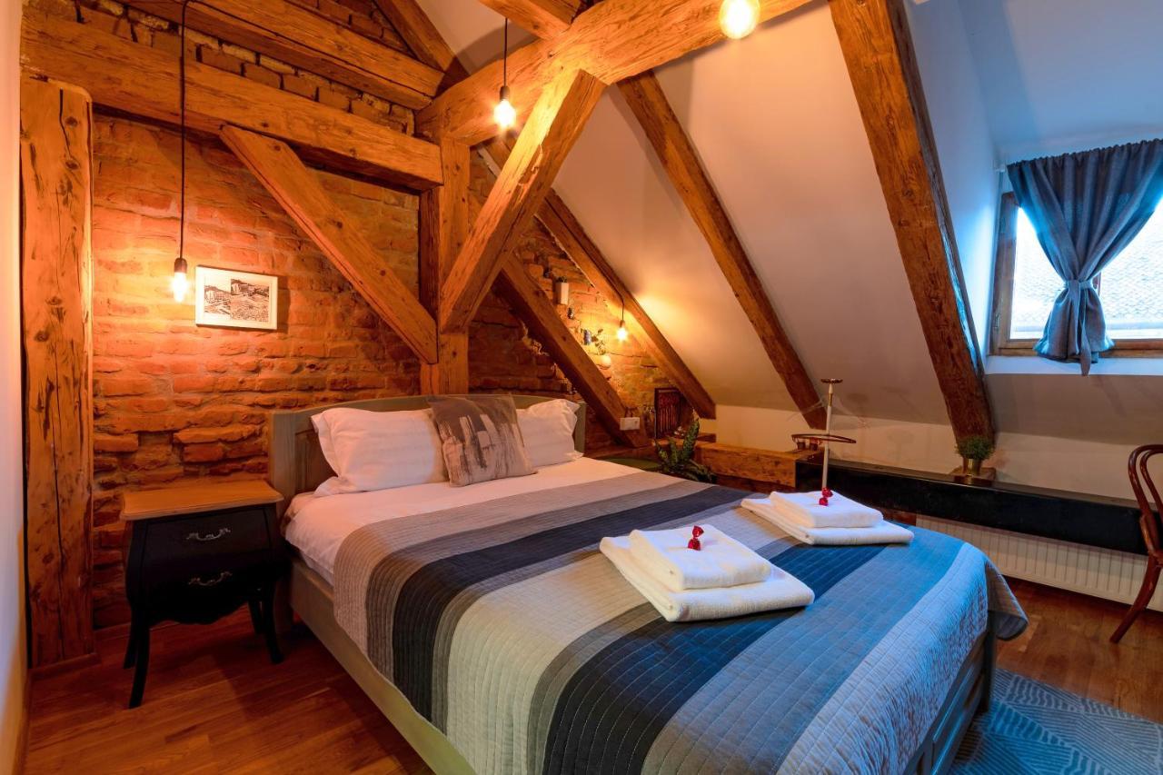 Wood House Republicii Hotel Brasov Luaran gambar