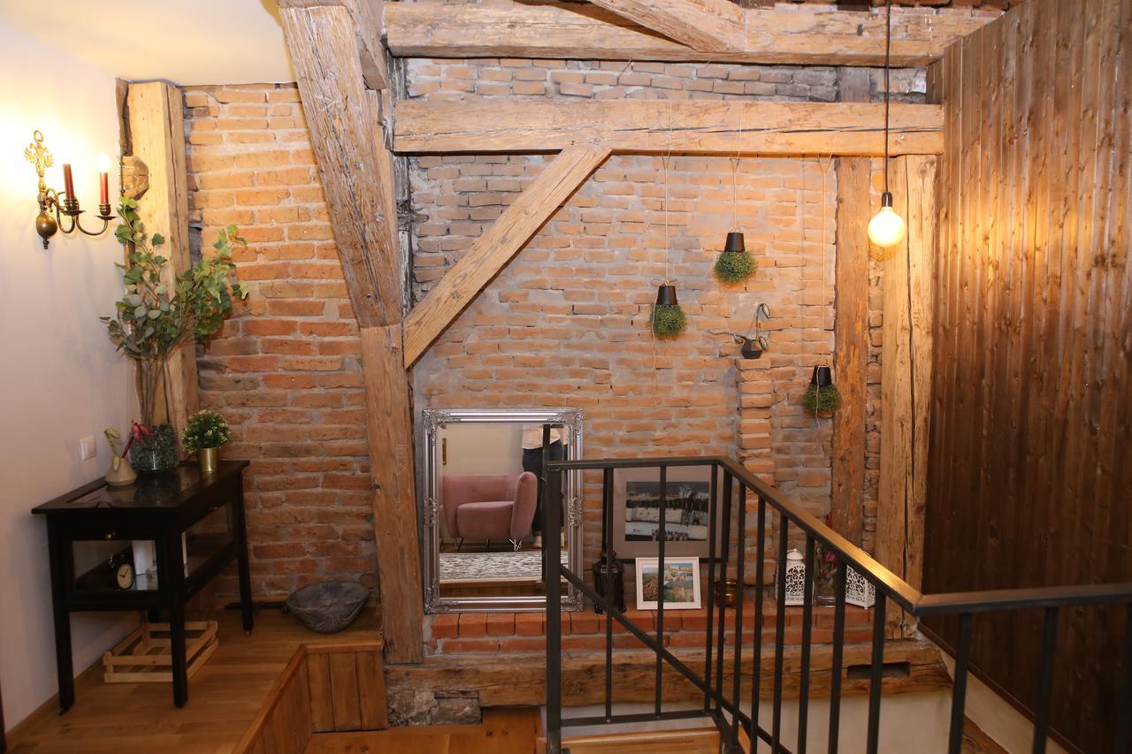 Wood House Republicii Hotel Brasov Luaran gambar
