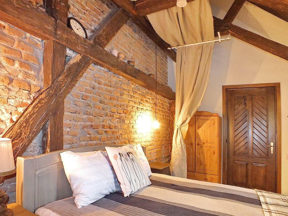 Wood House Republicii Hotel Brasov Luaran gambar