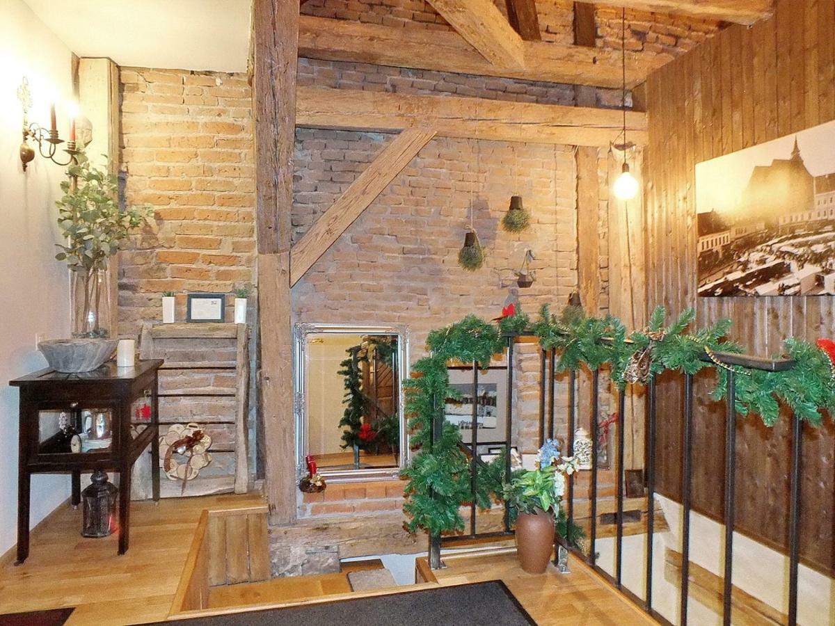 Wood House Republicii Hotel Brasov Luaran gambar