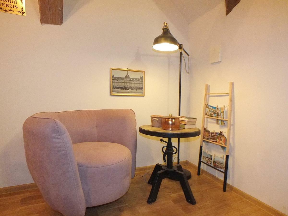 Wood House Republicii Hotel Brasov Luaran gambar